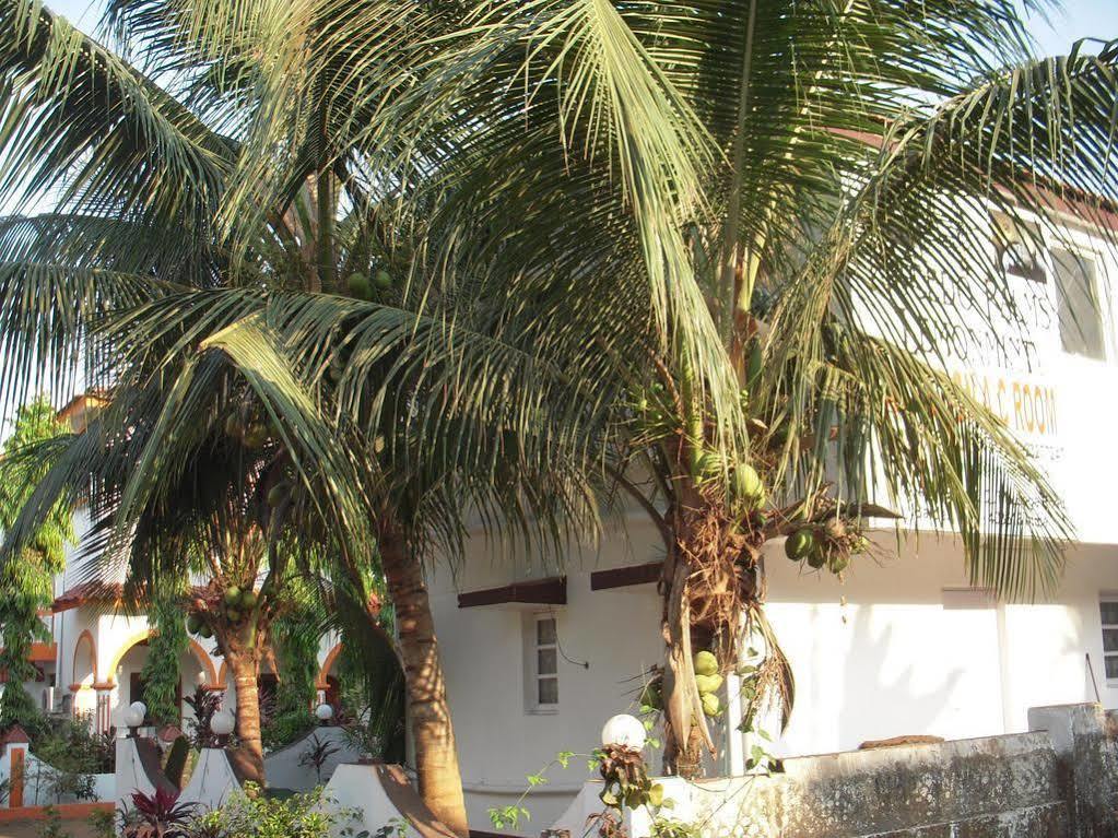 Sugar Plum Macedo Palms Bed & Breakfast Baga Luaran gambar